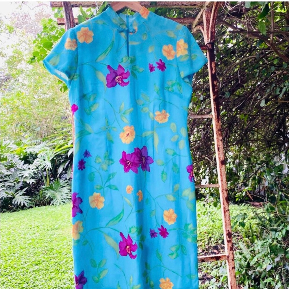 Vintage 80’s/90’s Floral Asian Mandarin Collar Midi Dress